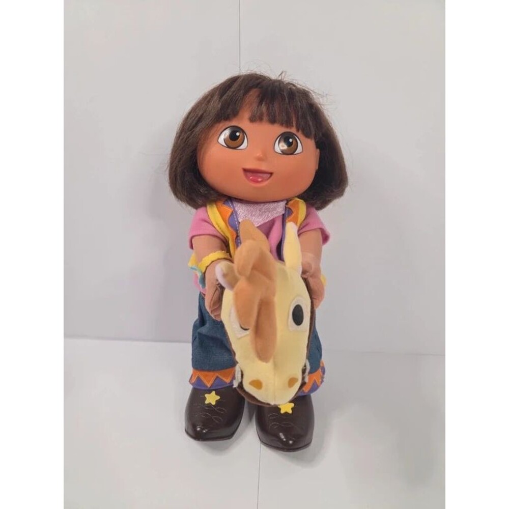 Fisher-Price Dora the Explorer "Sings & Rides Along" Cowgirl Doll
